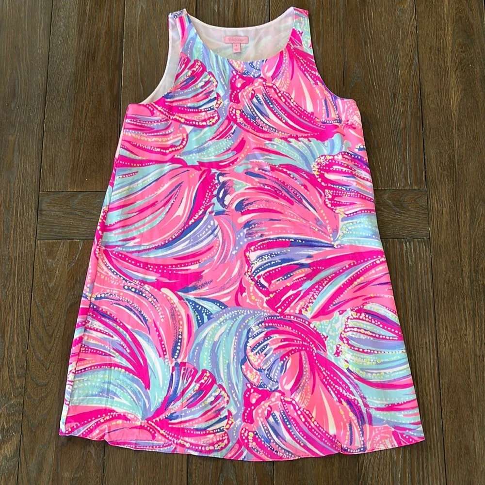 EUC Lilly Pulitzer SMALL Jackie shift dress in Oh My Guava print - Picture 1 of 3